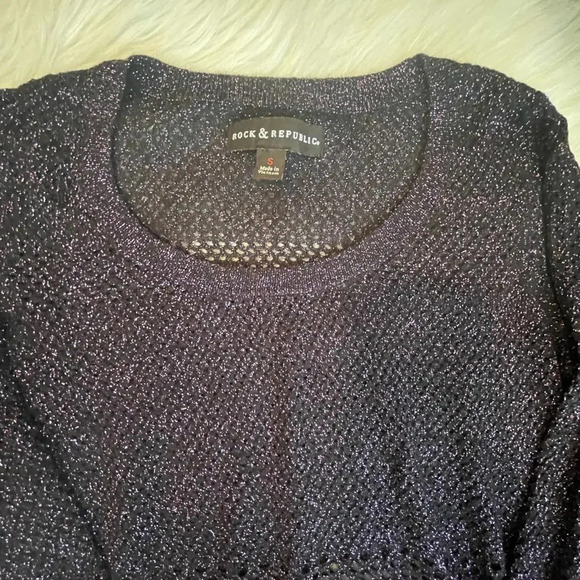 Women's Rock & Republic fish net type purple sparkle sweater, Small - Picture 2 of 2